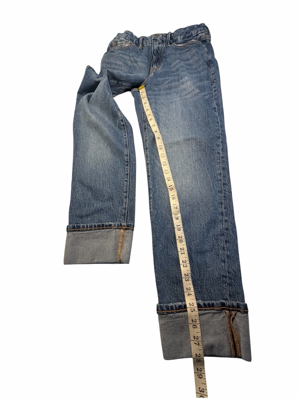 Good American Weekender Cuffed Med Wash Relaxed Jeans Sz 2/26 - Picture 10 of 13